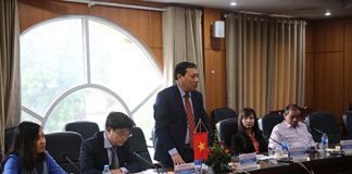 Ông Vũ Thành Đông - Phó Tổng cục trưởng Tổng cục DS-KHHGĐ phát biểu tại buổi lễ